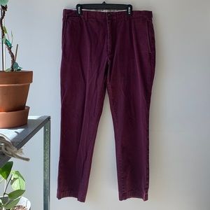 36 / 34 Club Monaco Burgundy Davis Slim Fit Chinos
